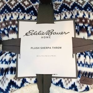 NWT- Eddie Bauer 60x70" Plush Sherpa Throw